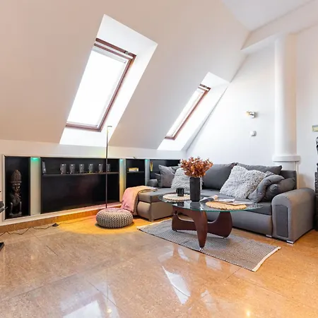 Royal Vista Apartment, Free Parking * Bratysława
