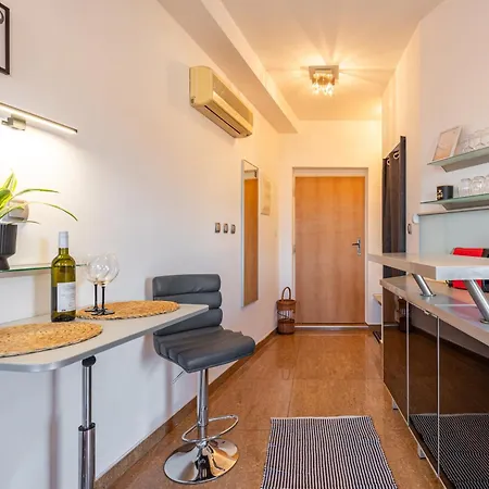 公寓 Royal Vista Apartment, Free Parking *