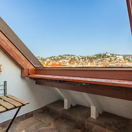 Royal Vista Apartment, Free Parking