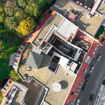 Royal Vista Apartment, Free Parking Апартаменты *