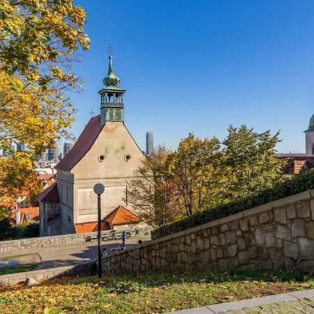 Royal Vista Apartment, Free Parking 公寓