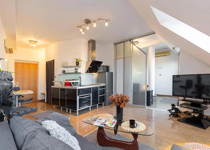 Royal Vista Apartment, Free Parking Bratislava