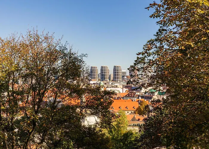 Royal Vista Apartment, Free Parking Apartamento Bratislava