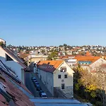 Royal Vista Apartment, Free Parking アパート ブラチスラヴァ