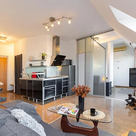 Royal Vista Apartment, Free Parking Bratislava